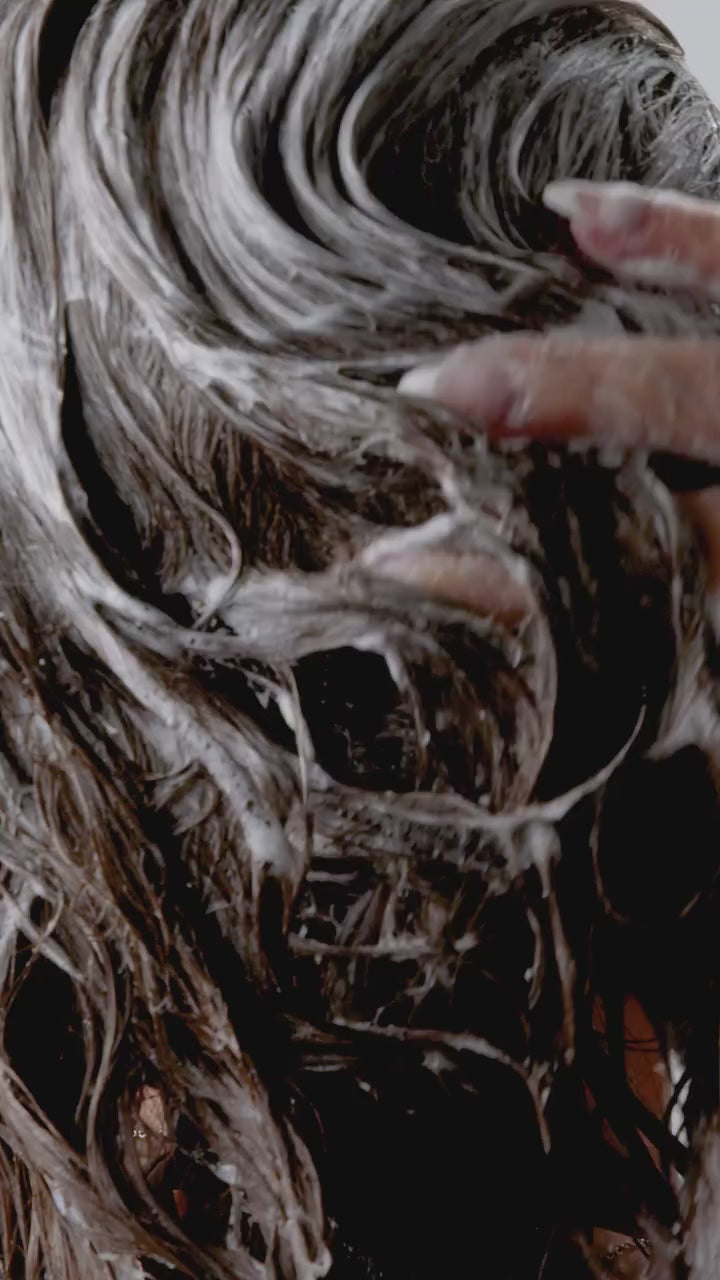 AWAKEN SHAMPOO
